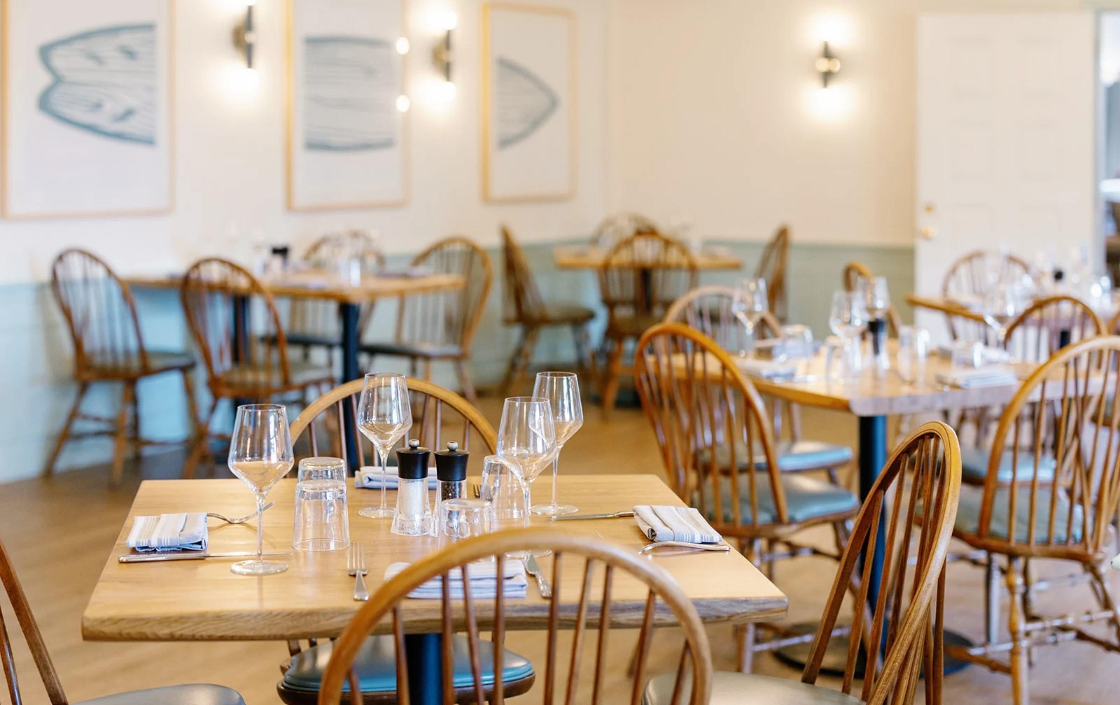 Tides and Tavern | Red Jacket Beach Resort
