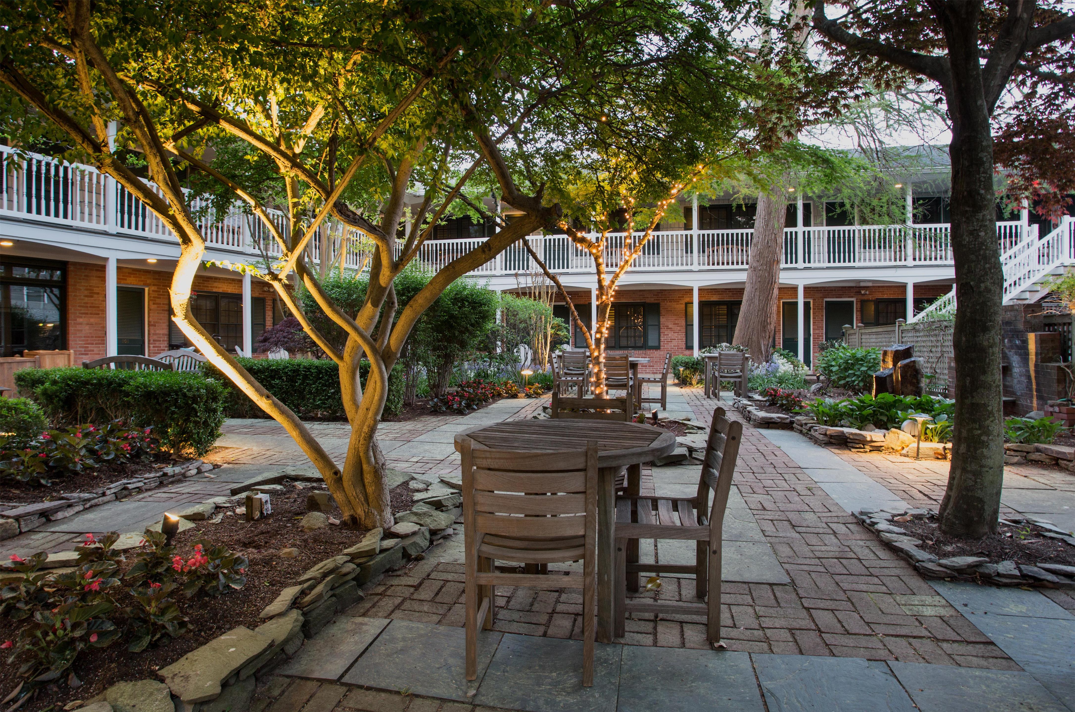 Inn Grounds | The Bellmoor Inn & Spa