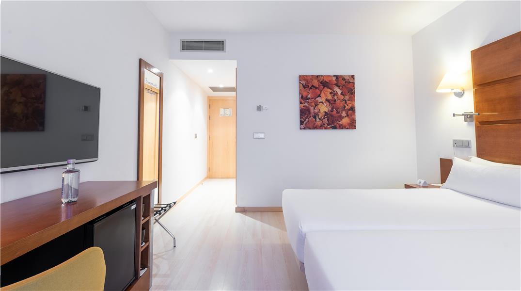Guest Room,On-Site