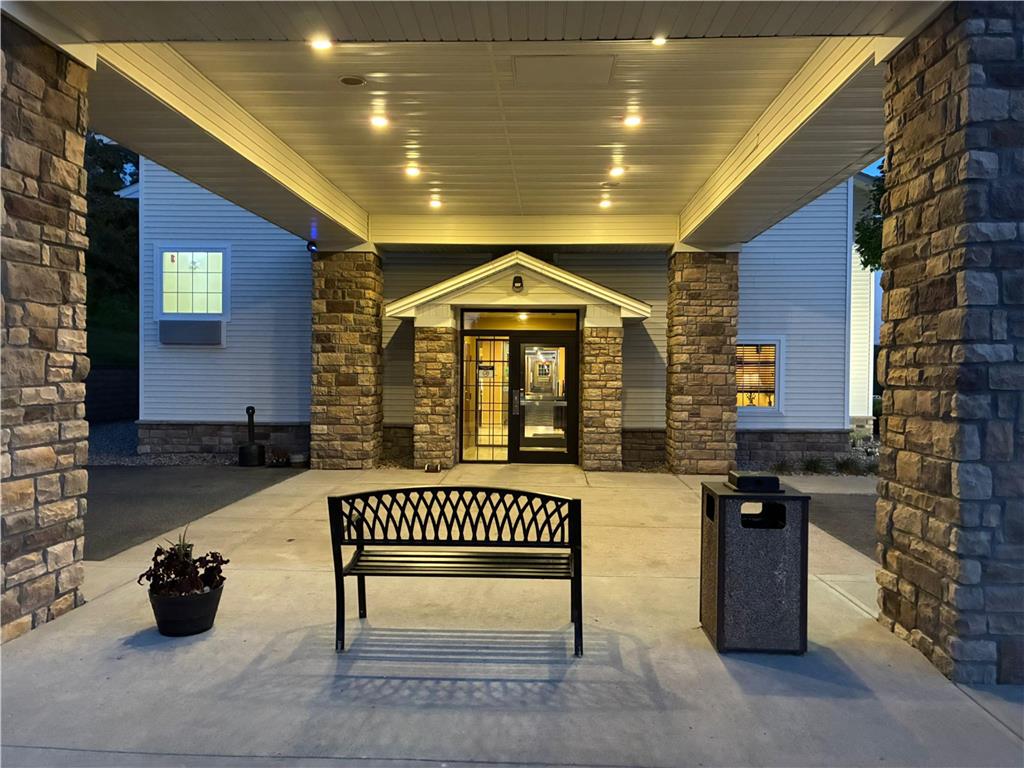 SureStay by Best Western Salem