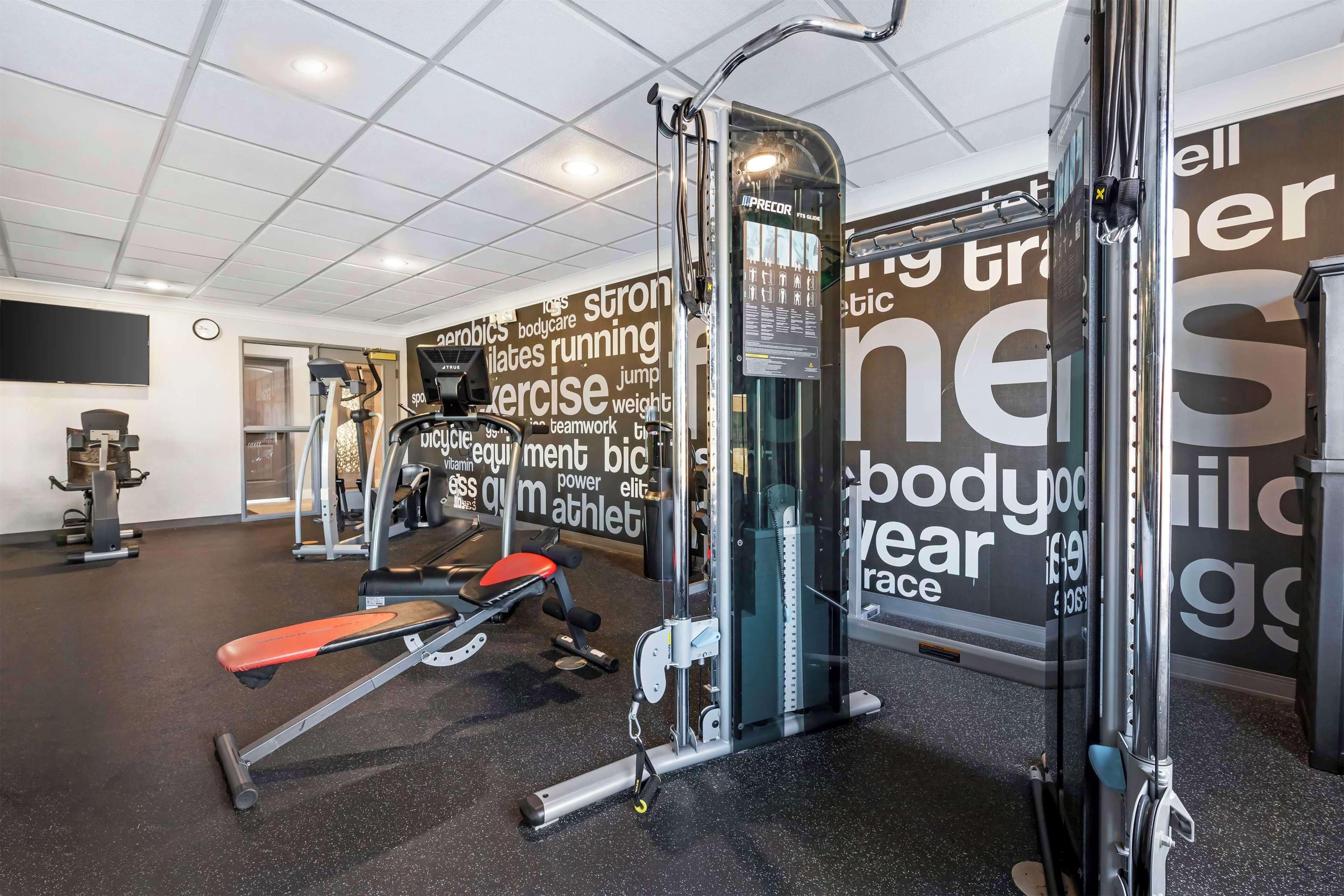 Health club fitness center gym | Wyndham Garden Appleton
