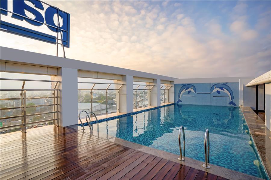 Pool,On-Site,Outdoor/Exterior,Property Amenity,Recreation,Featured View
