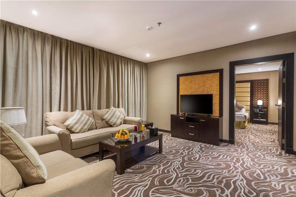 NAVITI BY WARWICK AL KHOBAR-guestroom-Guest Room,Suite,On-Site.jpg