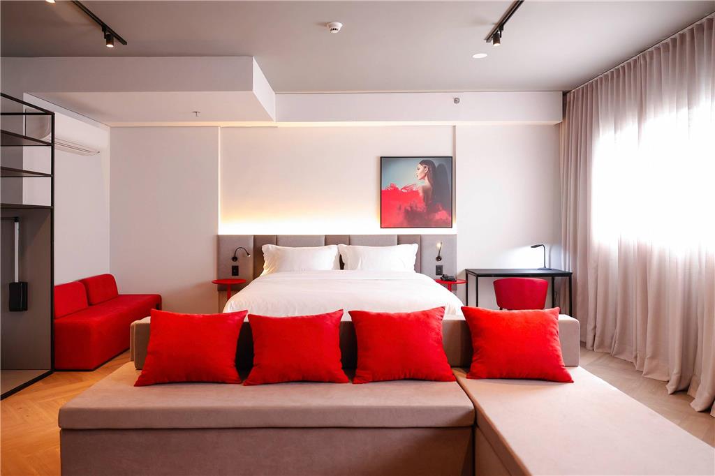 RADISSON RED IBIRAPUERA-guestroom-Guest Room,On-Site.jpg
