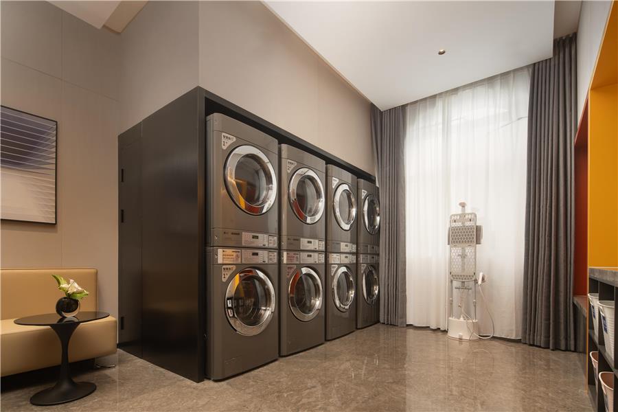 On-Site,Property Amenity,Laundry Facilities