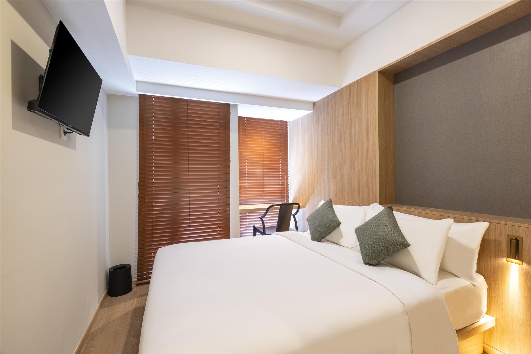 HOTEL GOLDEN TULIP ESSENTIAL PIK2 JAKARTA - null