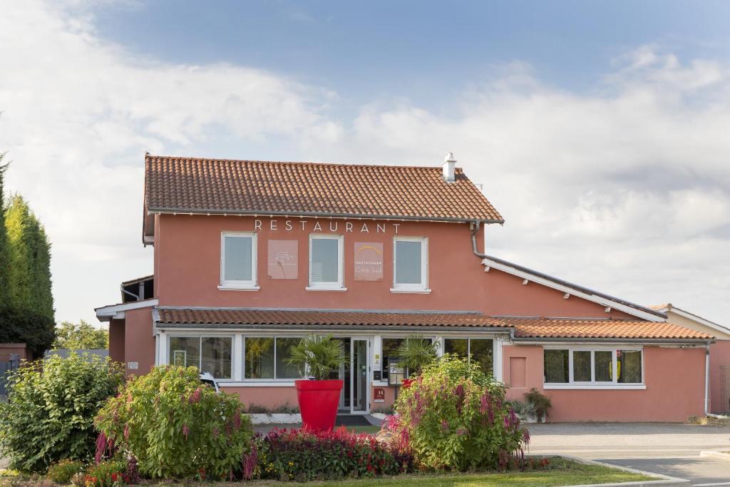 Hotel Les Pierres Dorees