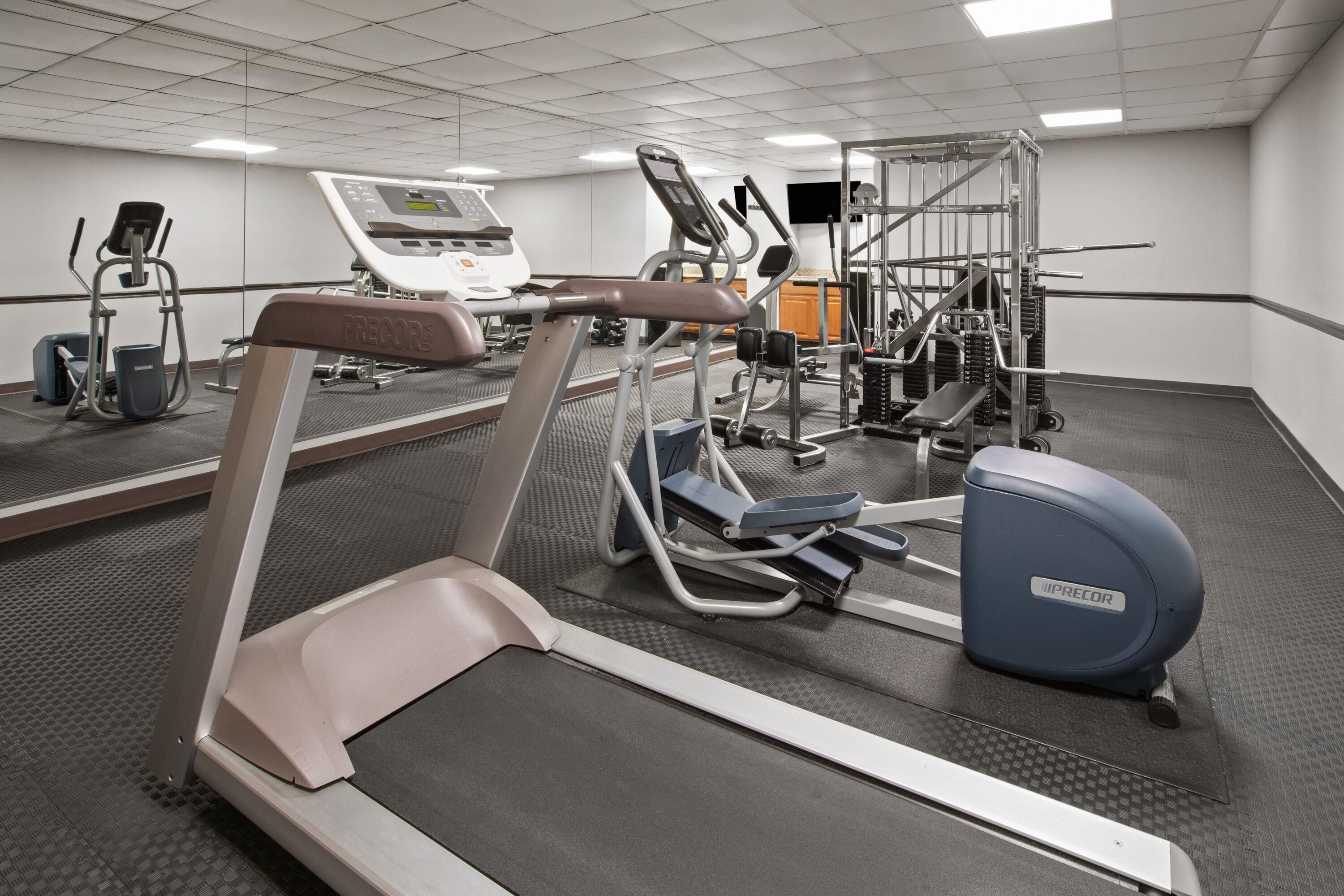 Health club fitness center gym | Wingate by Wyndham Livonia