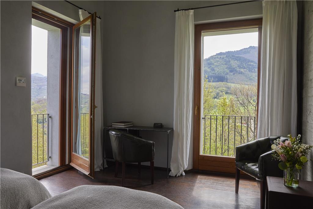 Borgo San Gregorio-guestroom-Guest Room,On-Site.jpg
