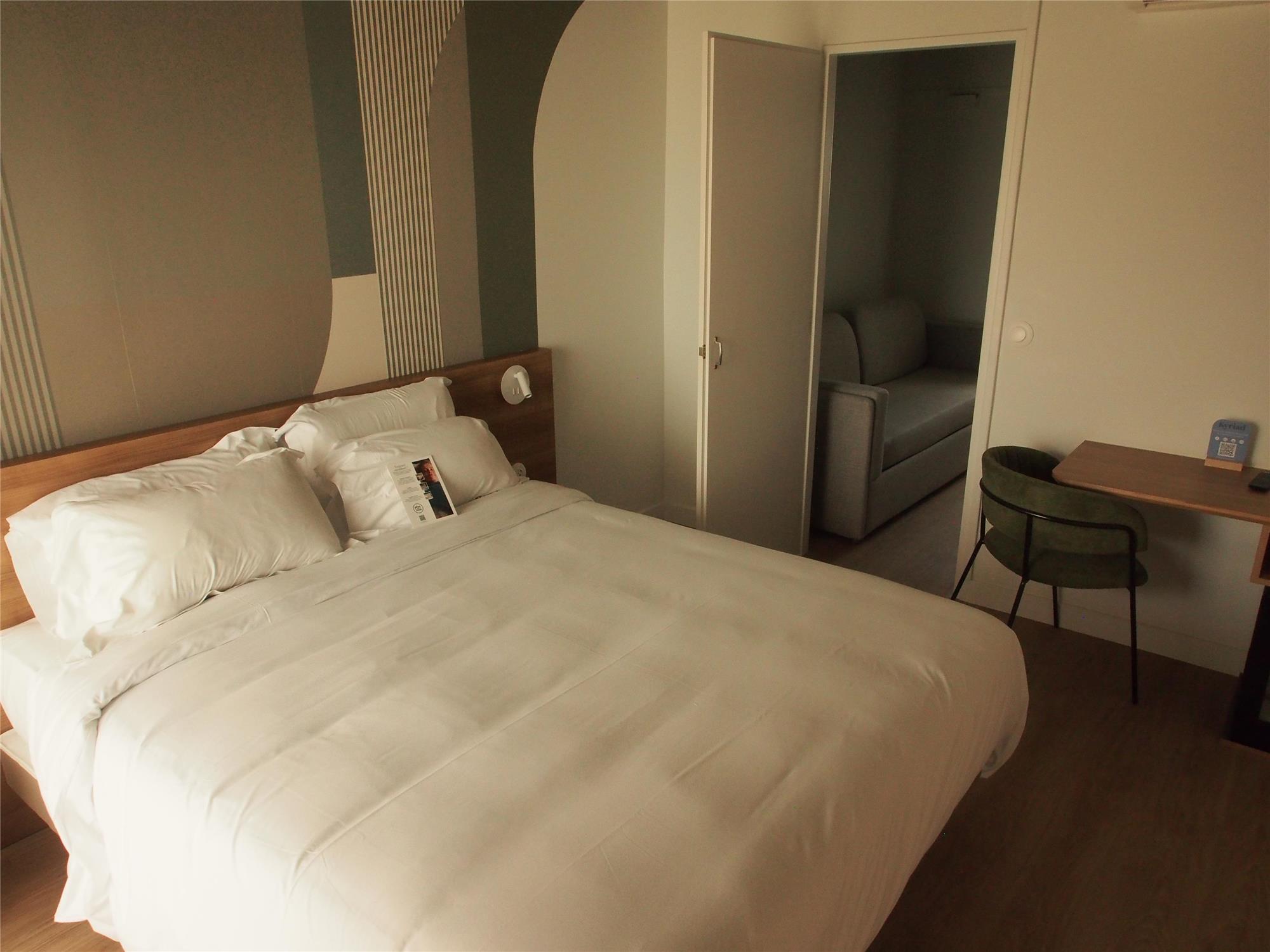 Default room