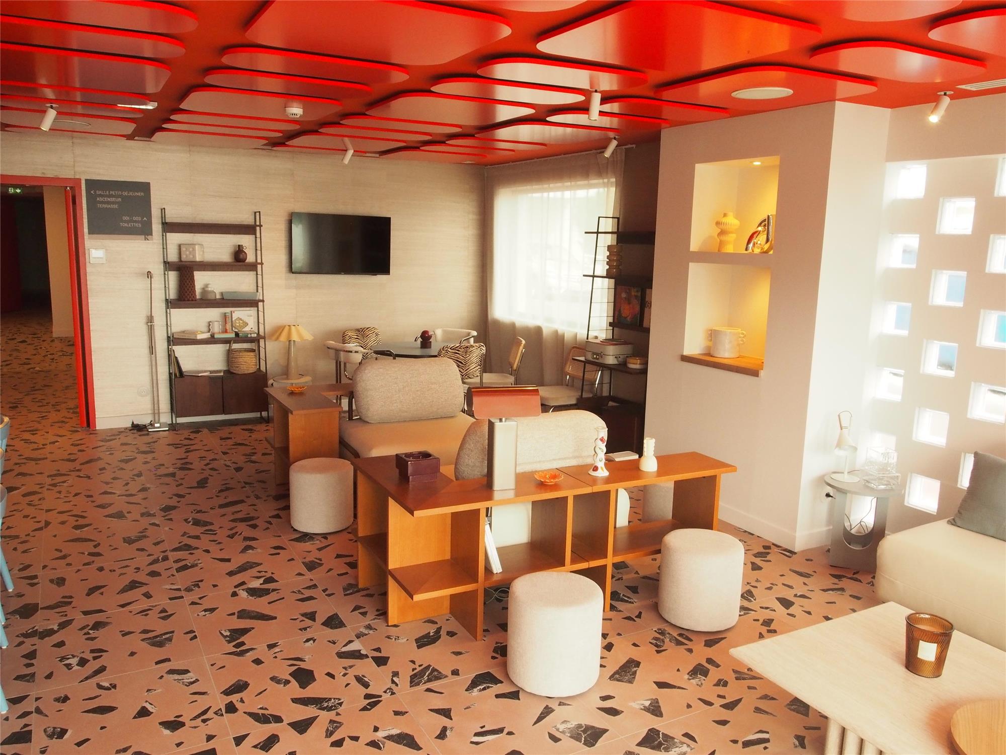 HOTEL KYRIAD - ROYAN PLAGE - null