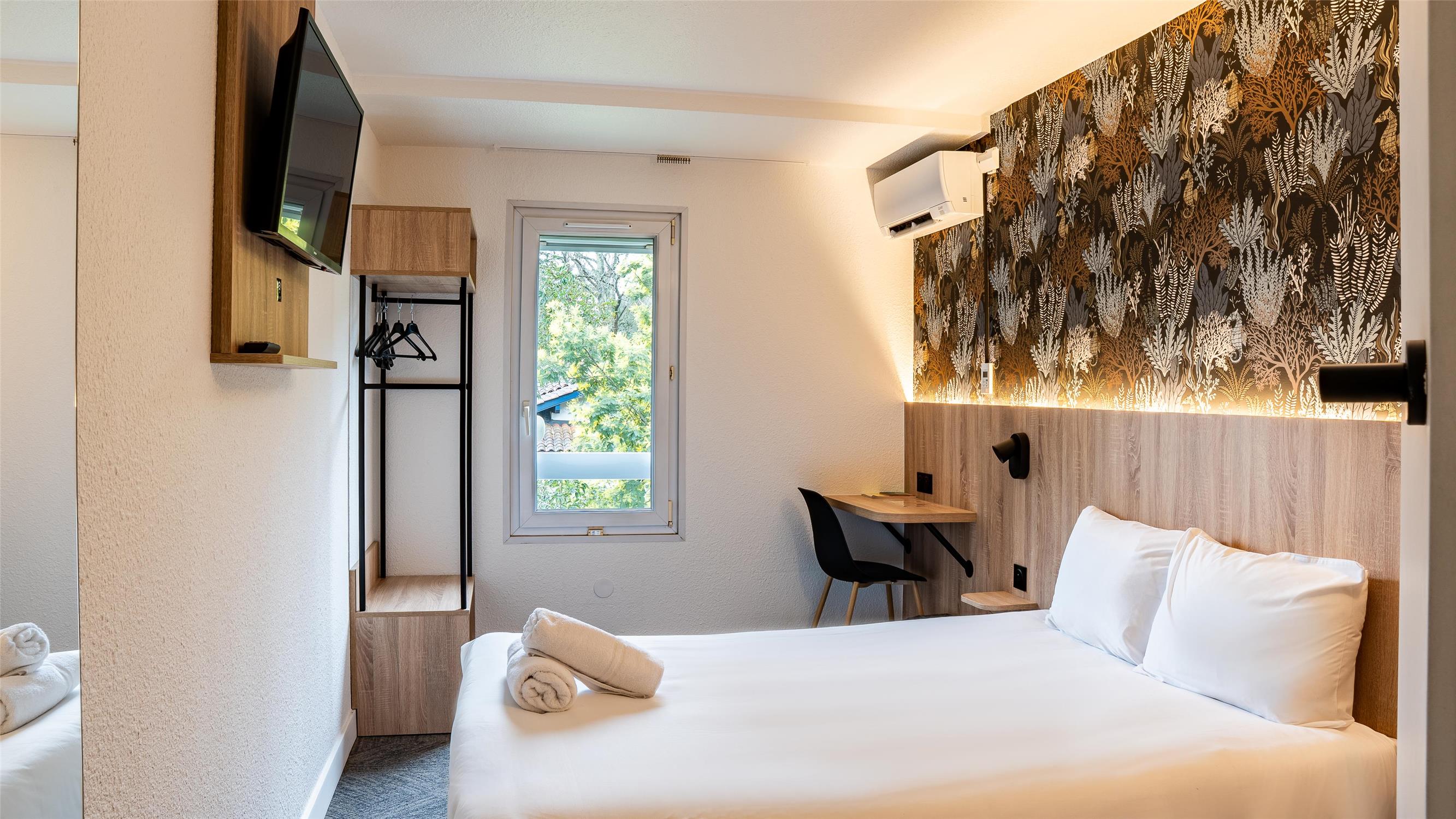 HOTEL KYRIAD ECO - ANGLET - null