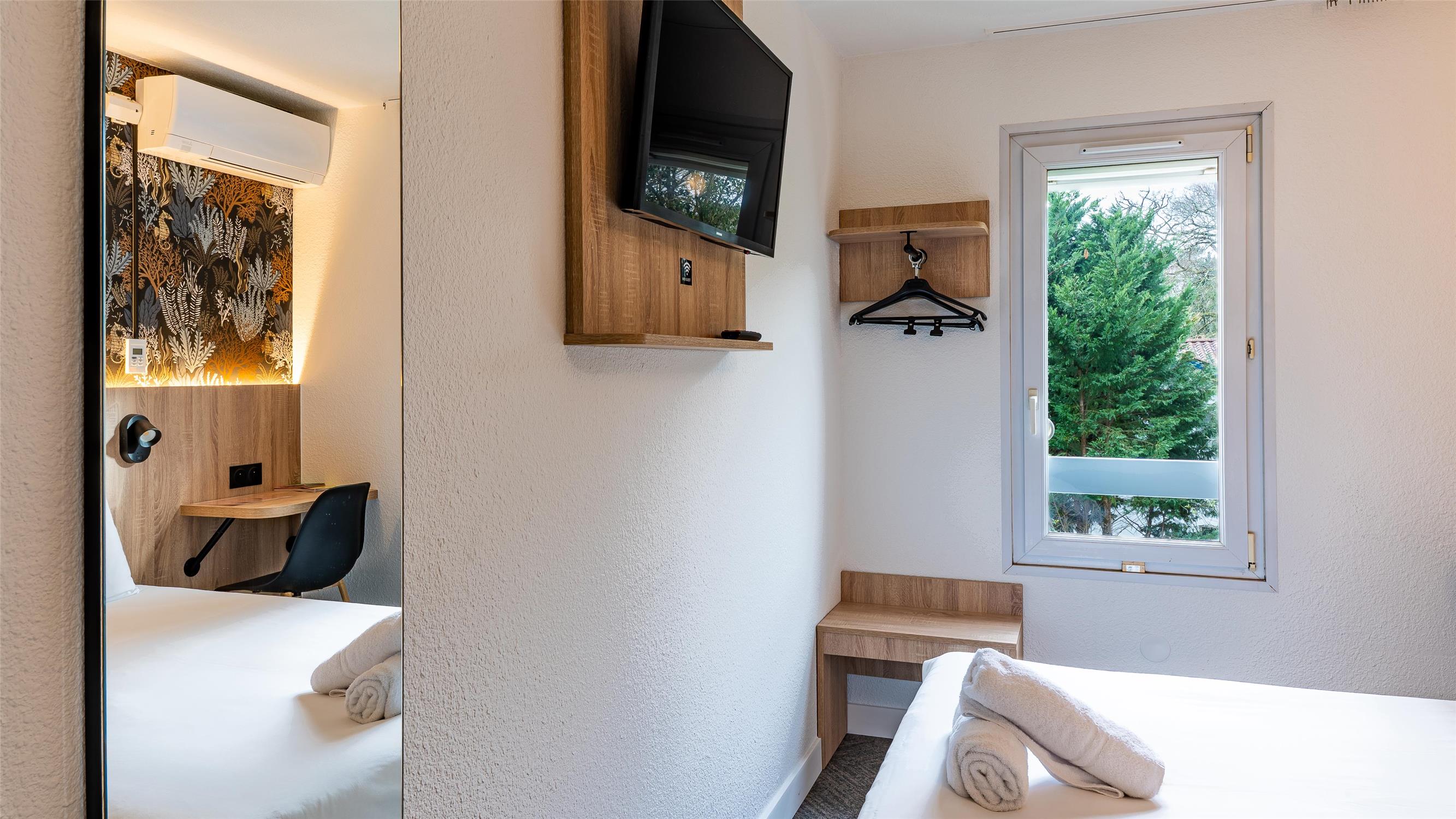 HOTEL KYRIAD ECO - ANGLET - null