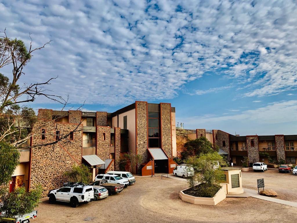 Desert Cave Hotel