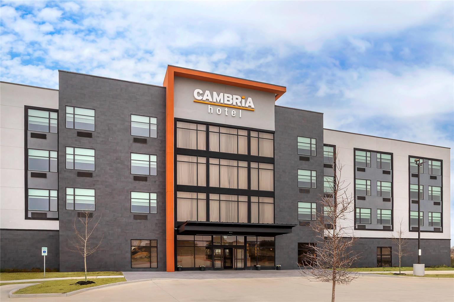 Cambria Hotel Euless - DFW Airport South