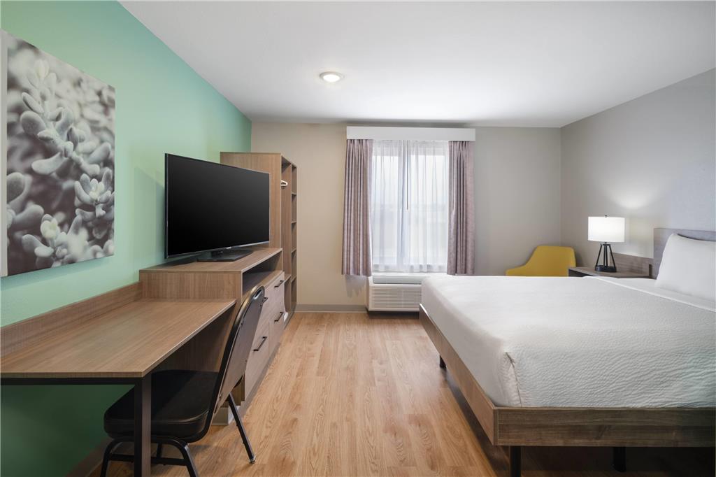 ECHO SUITES EXTENDED STAY BY WYNDHA-guestroom-Guest Room,On-Site.jpg