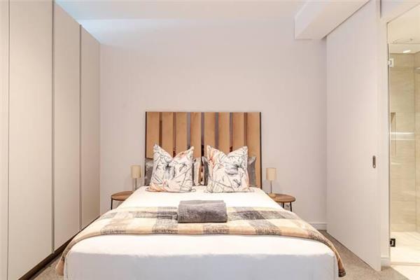 Guest Room,On-Site