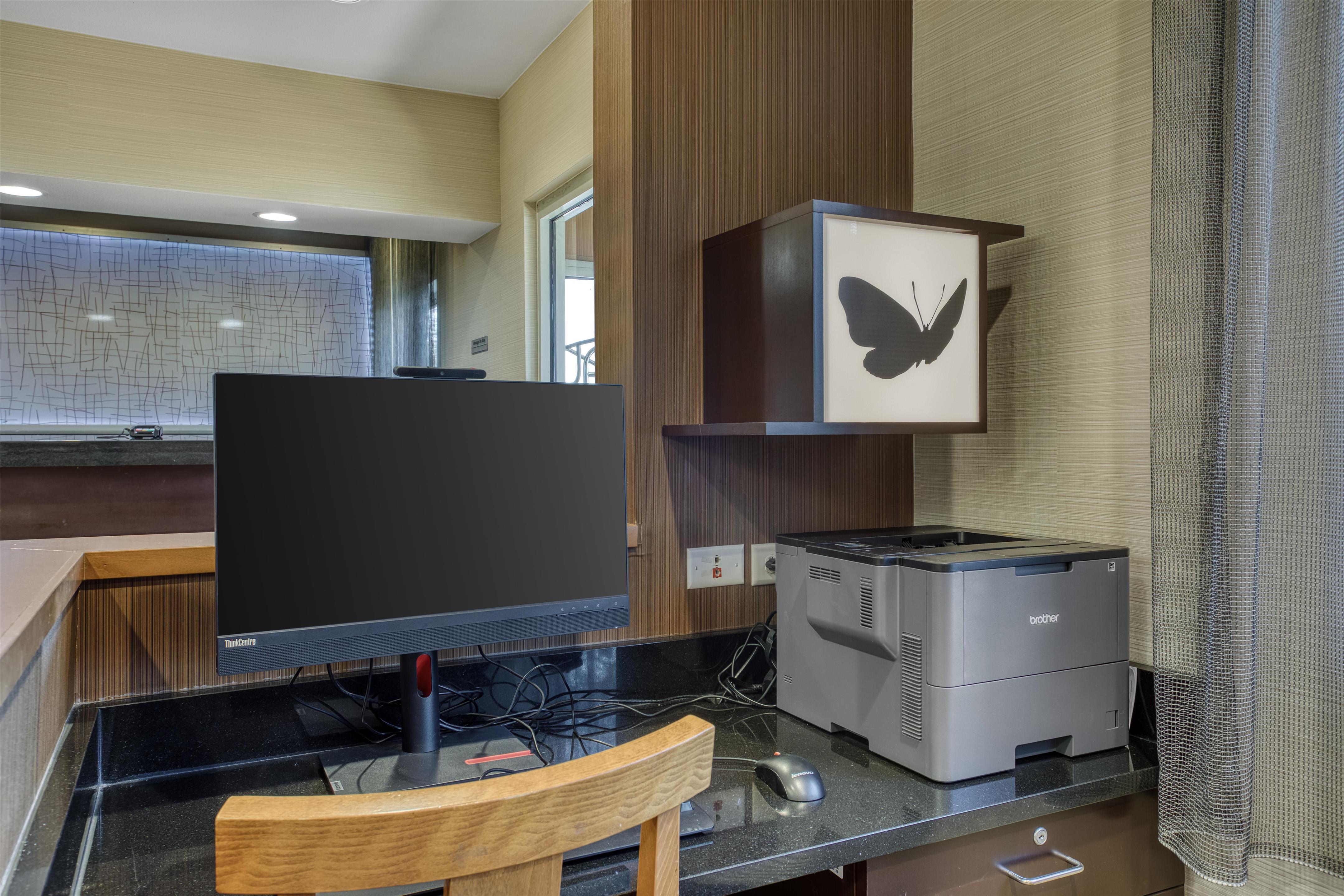 Business Center | SureStay by Best Western Mount Pleasant Racine