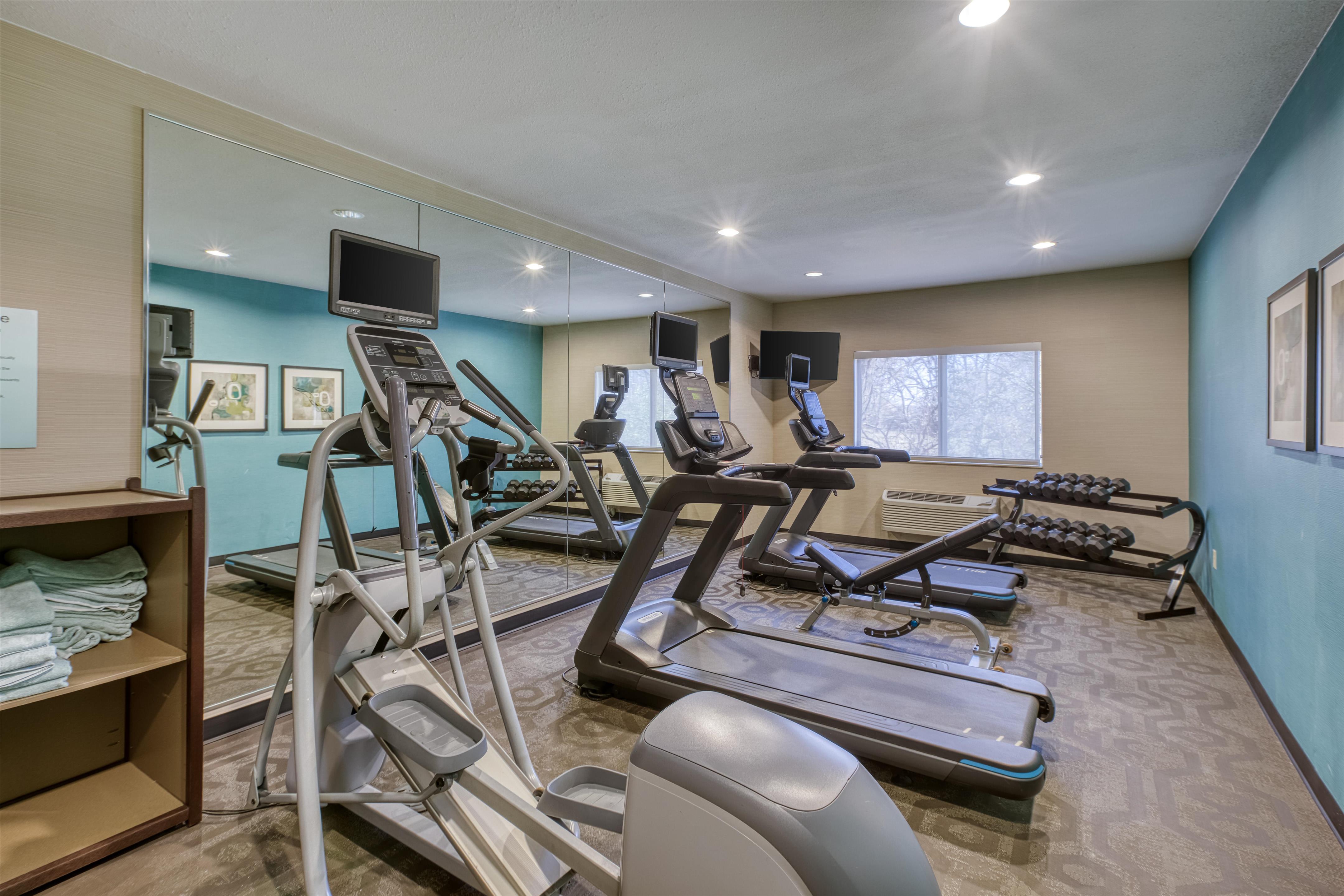Fitness Center | SureStay by Best Western Mount Pleasant Racine
