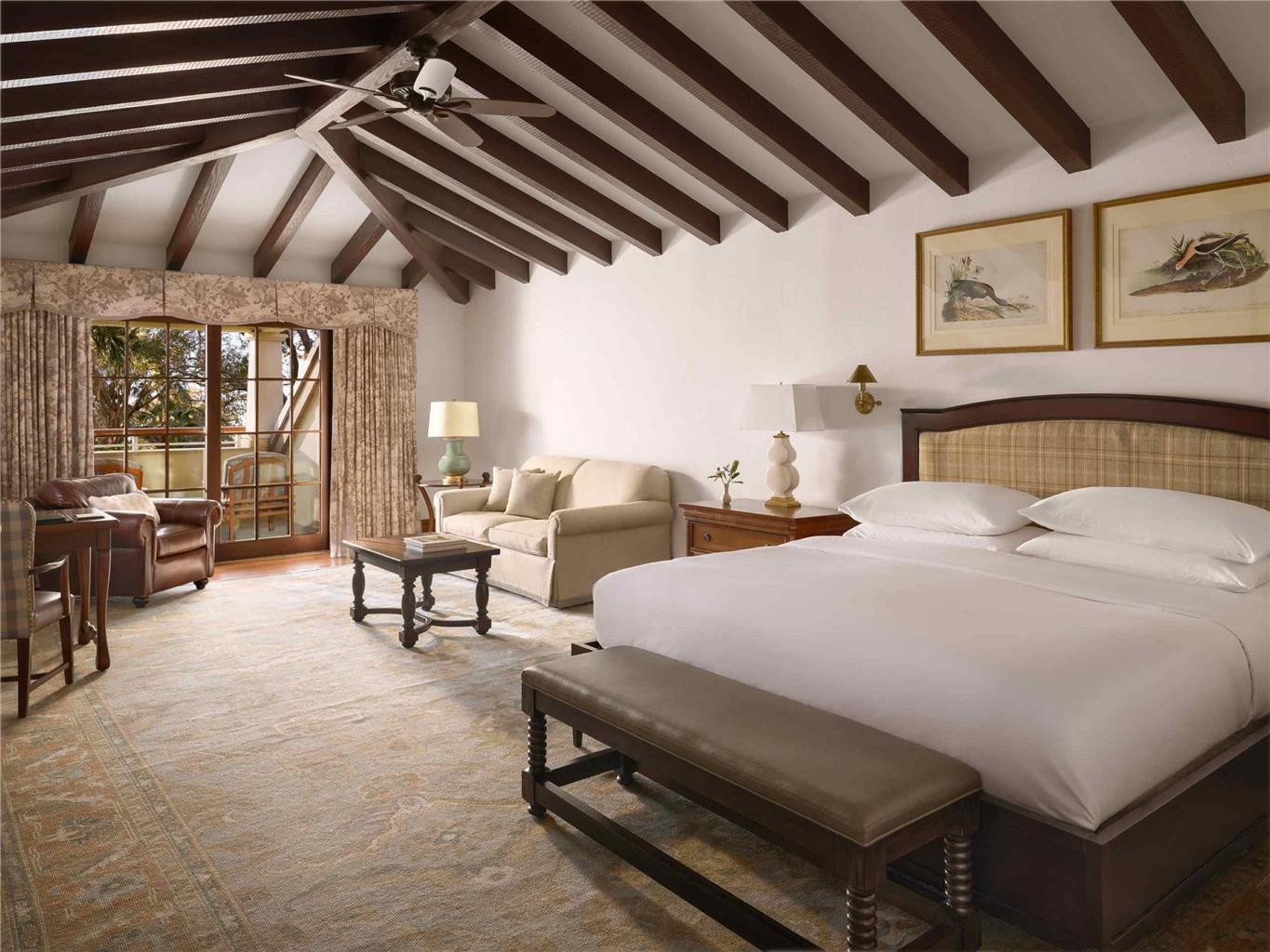 SEA ISLAND RESORT-guestroom-Guest Room,On-Site.jpg