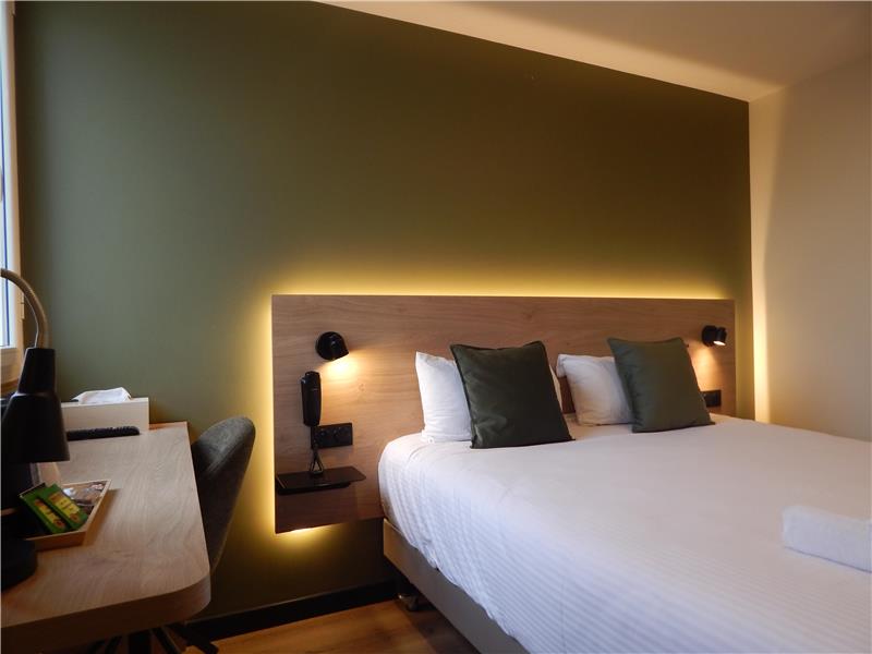 Guest Room,On-Site