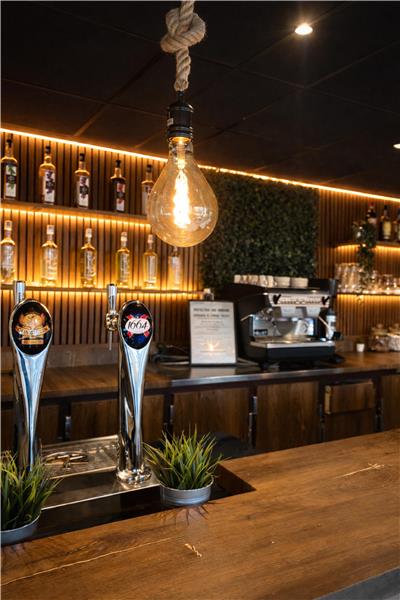 On-Site,Bar/Lounge