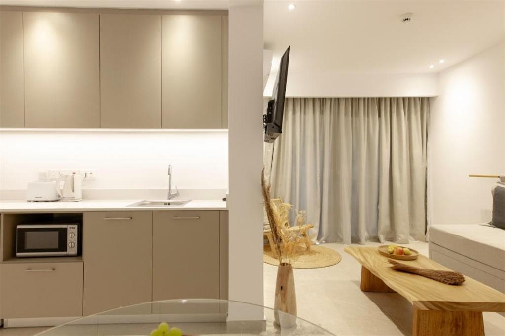 ANDREOTIS HOTEL APTS-guestroom-Guest Room,Guest Room Amenity,On-Site.jpg