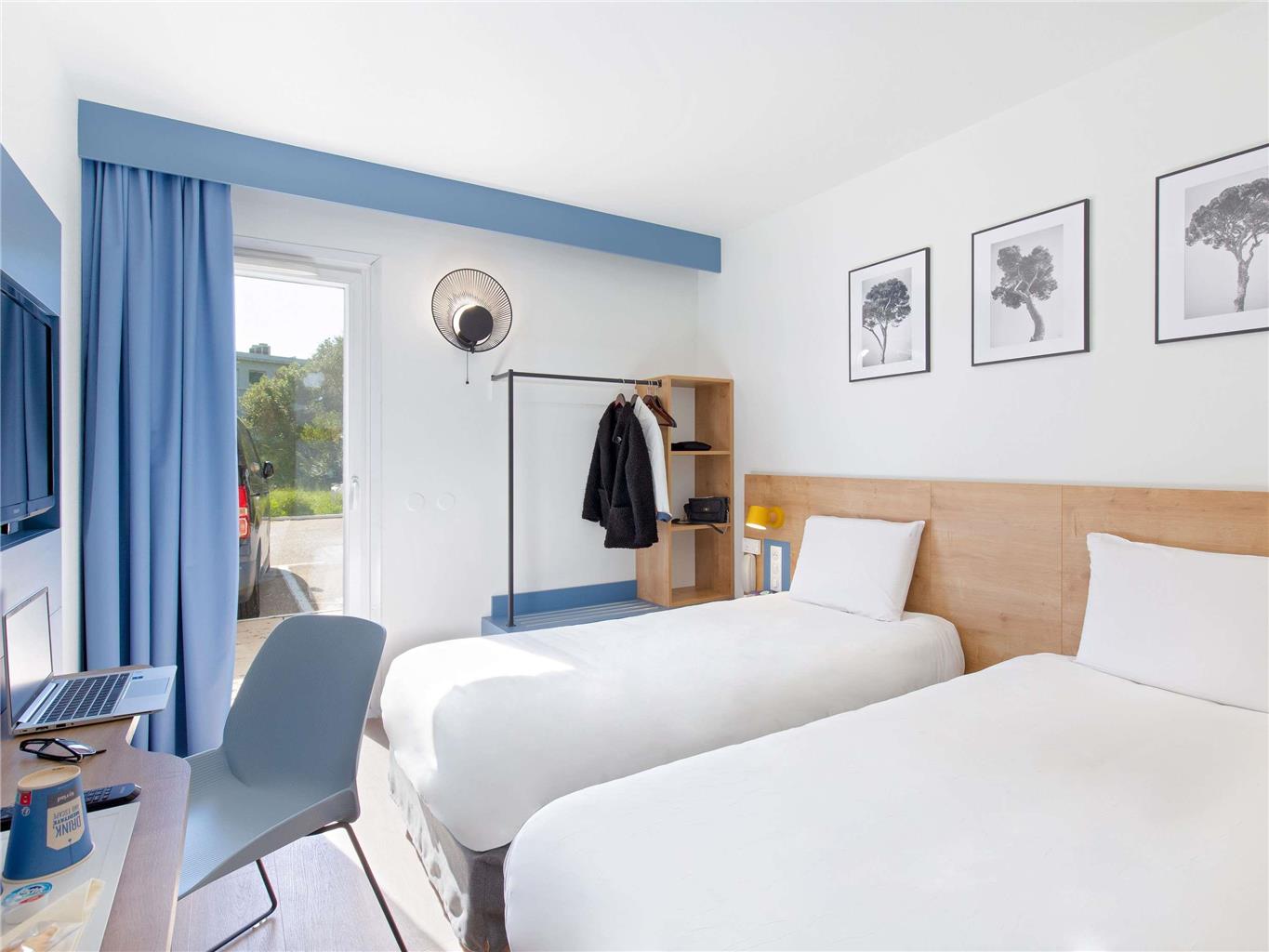 ibis Styles Aubagne Gemenos-guestroom-Guest Room,On-Site.jpg