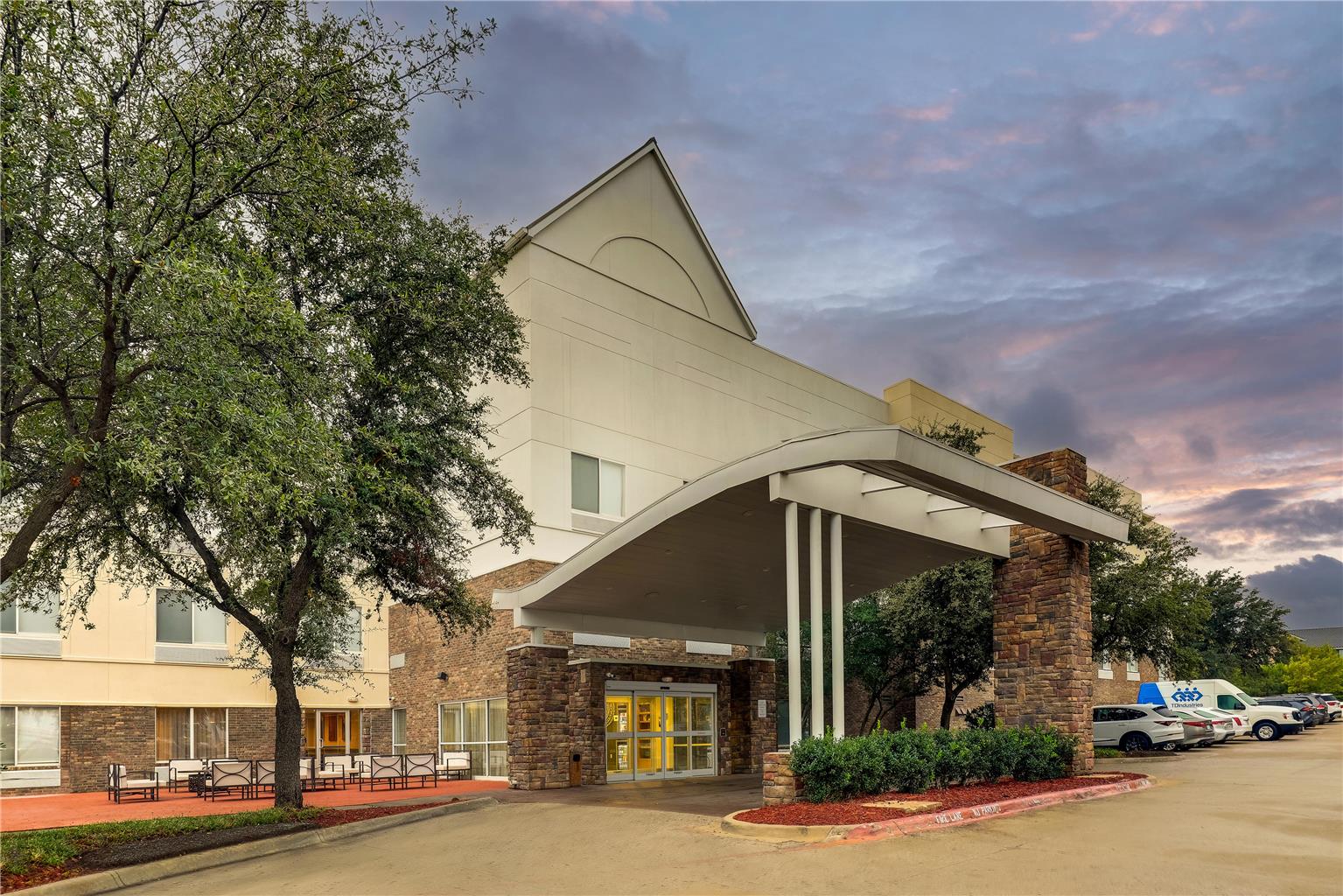 Best Western Plus Las Colinas Inn & Ste