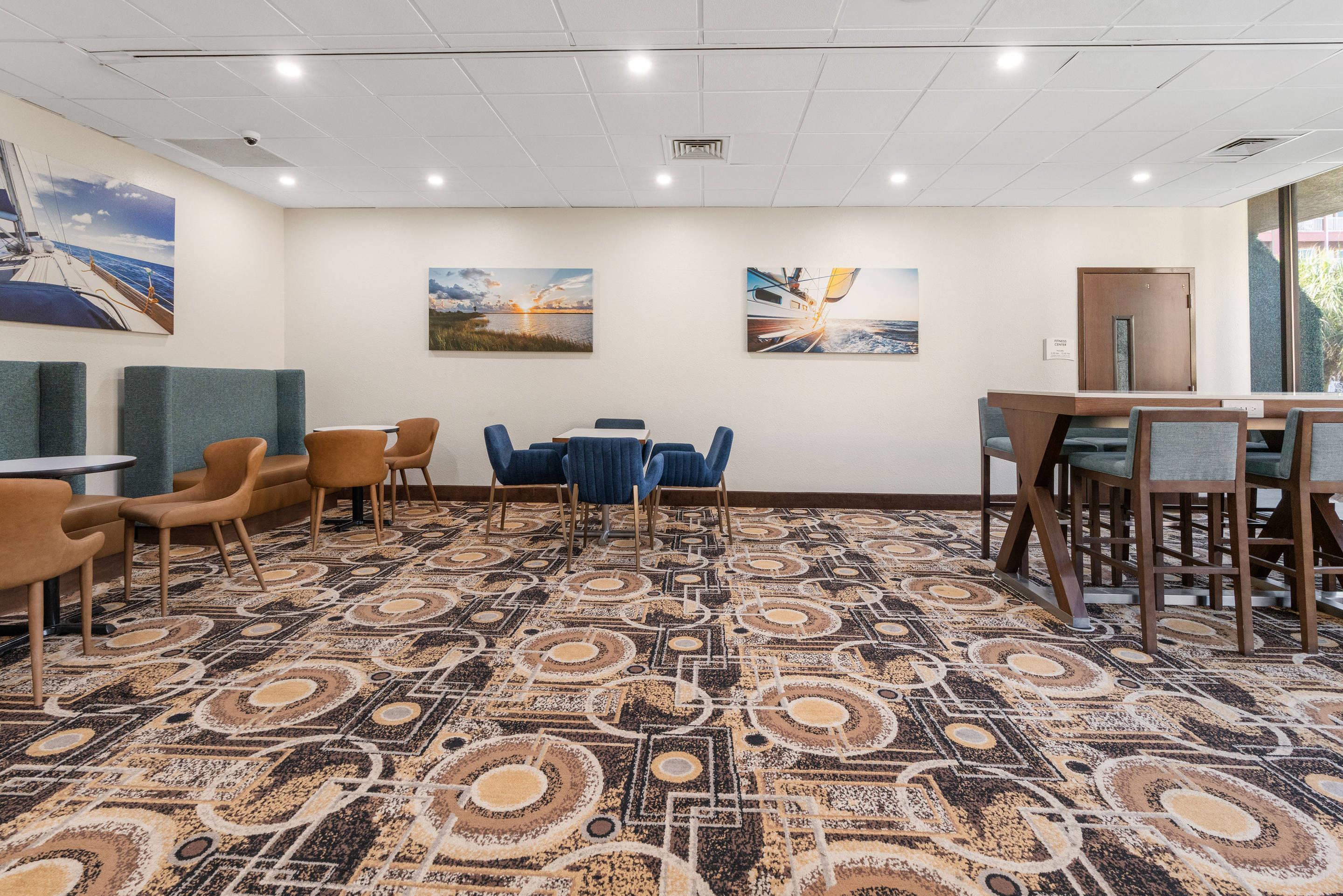 Community Center | Beachfront Palms Hotel Galveston