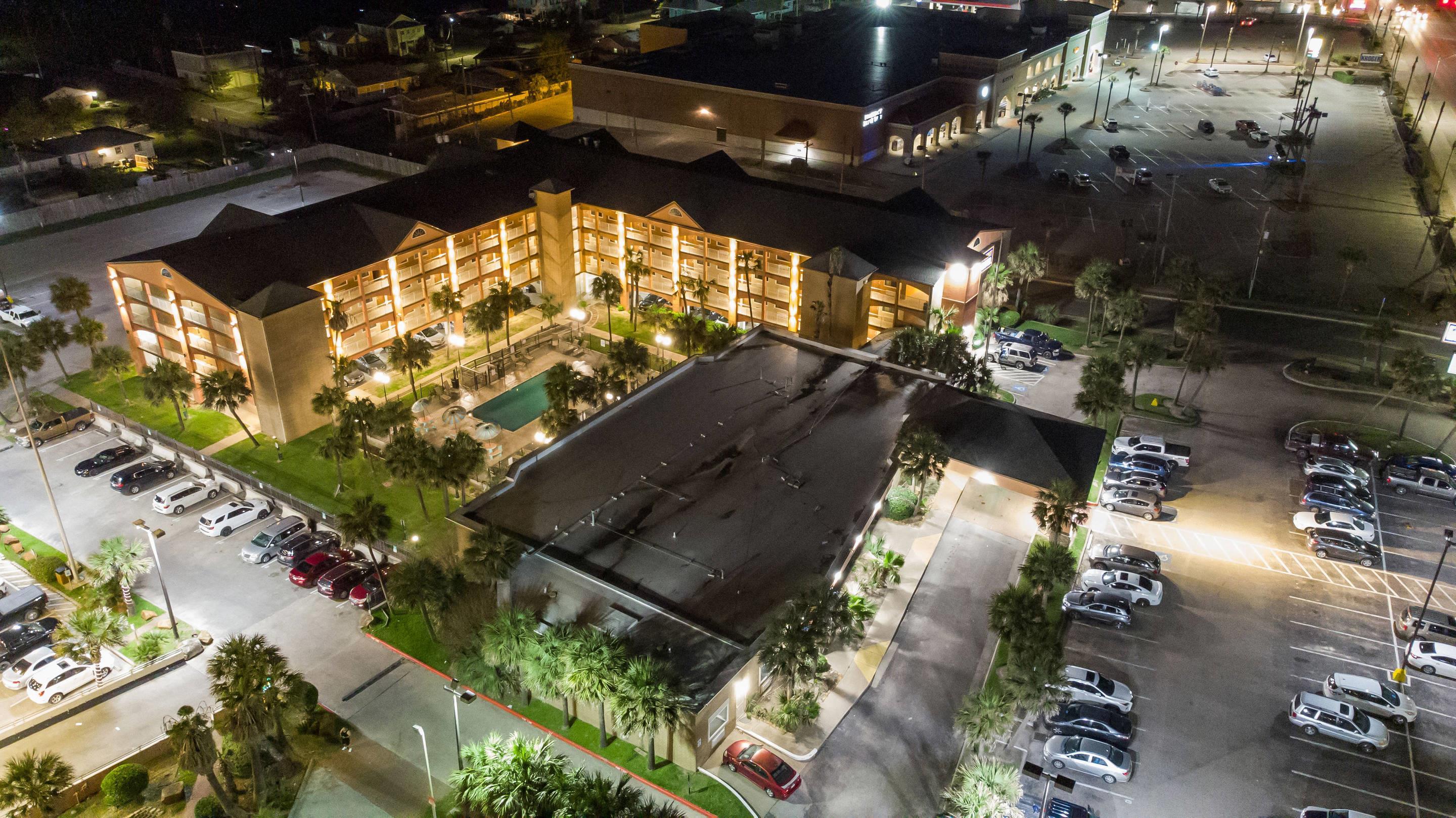 Aerial View | Beachfront Palms Hotel Galveston