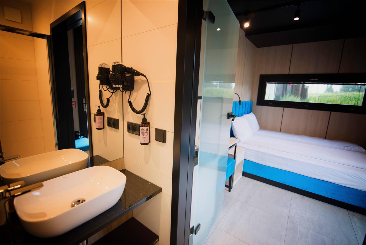 SCANDINAVIA ZATOR AN ASCEND COLLECT-guestroom-Guest Room,Bathroom,On-Site.jpg