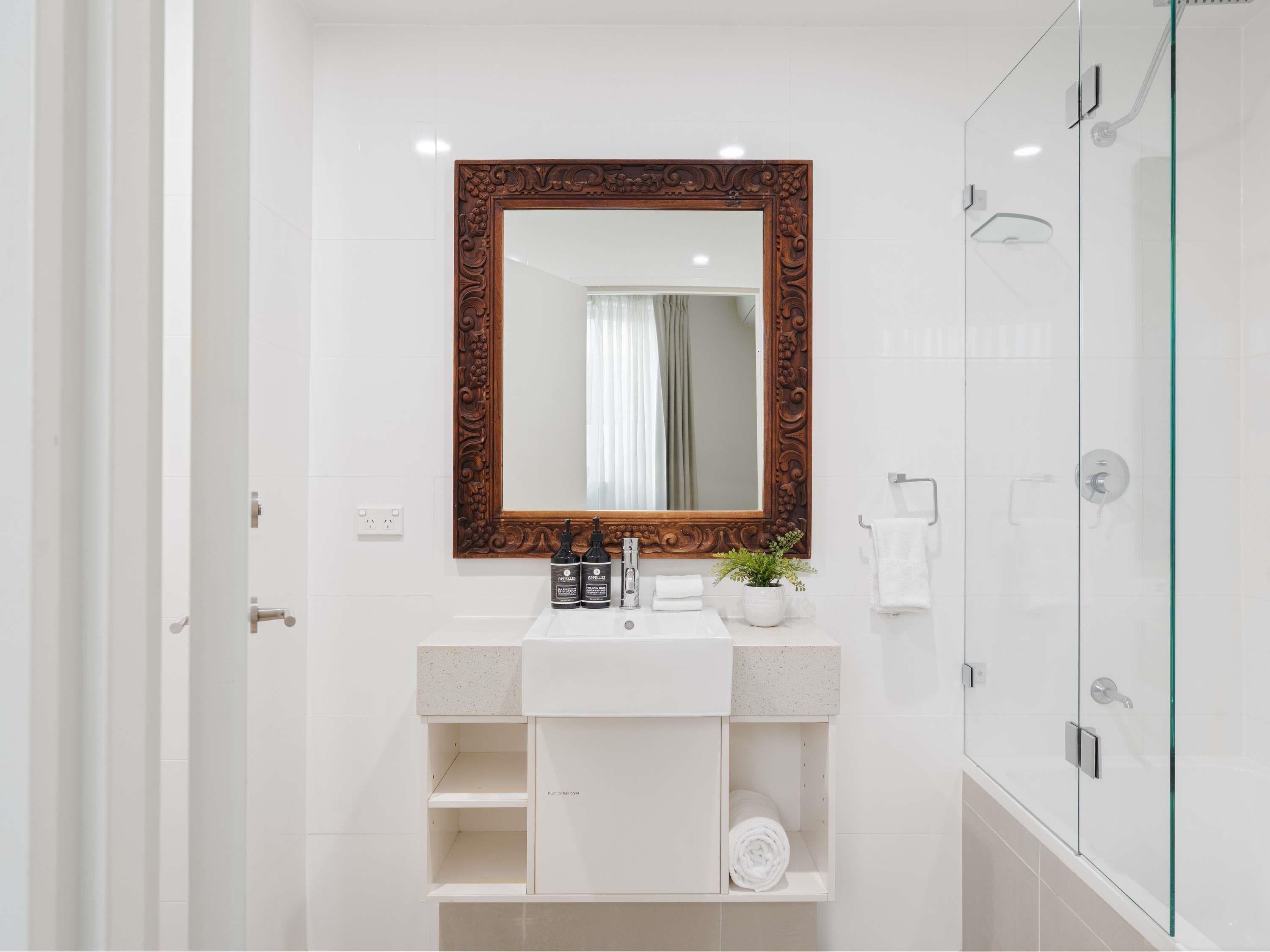 The Sebel Byron Bay Room Type - Superior Room with 1 kingsize bed