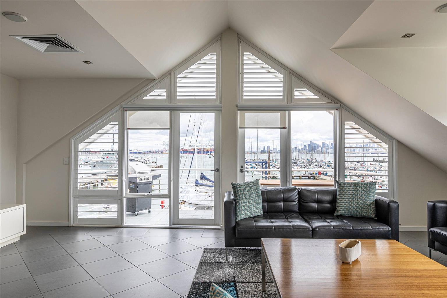 MainStay Suites Williamstown
