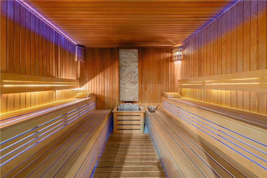 On-Site,Property Amenity,Spa,Sauna/Steam Room,Steam Room
