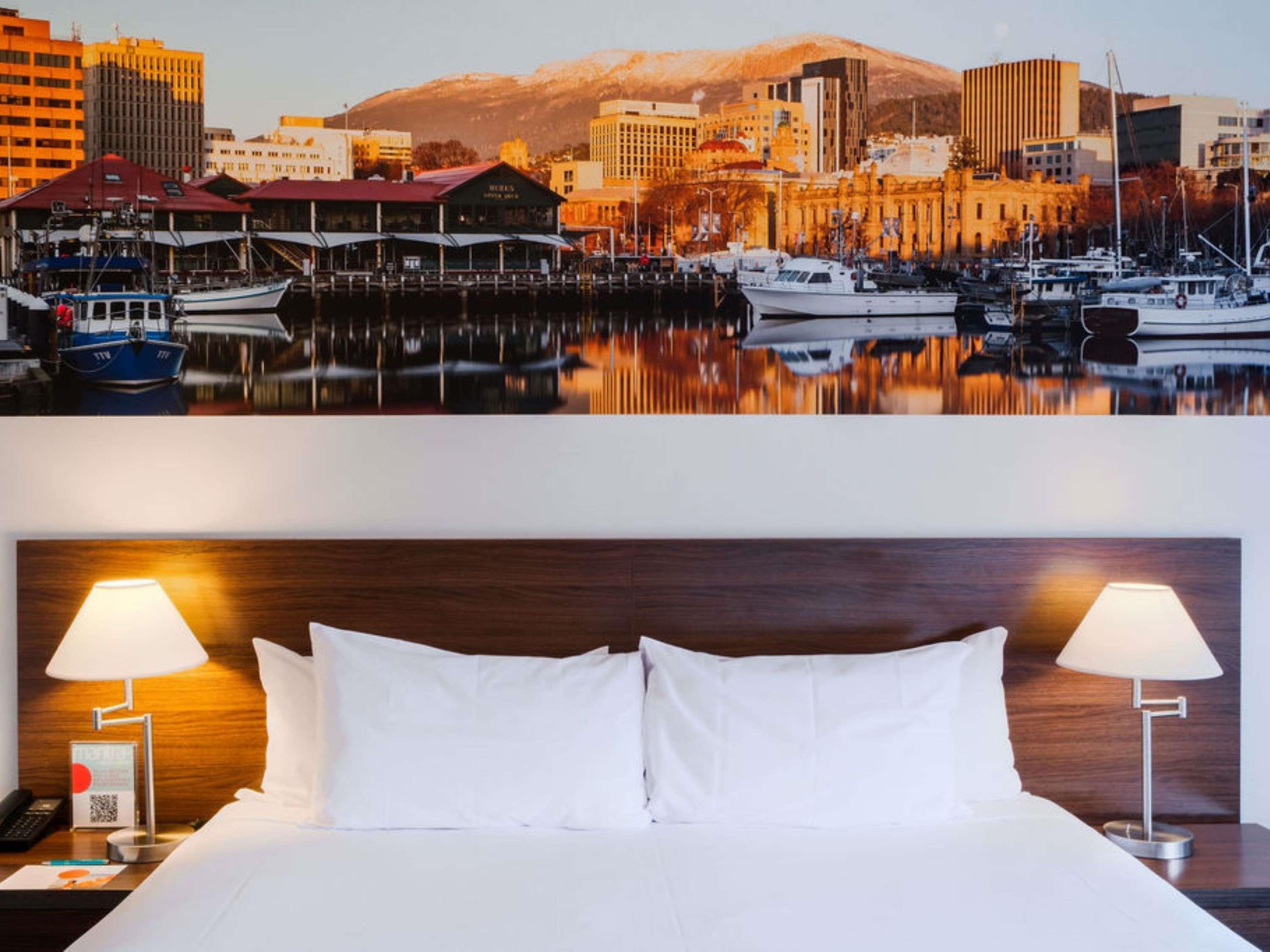 Mantra Hobart Airport Room Type - Executive Room with 1 kingsize bed