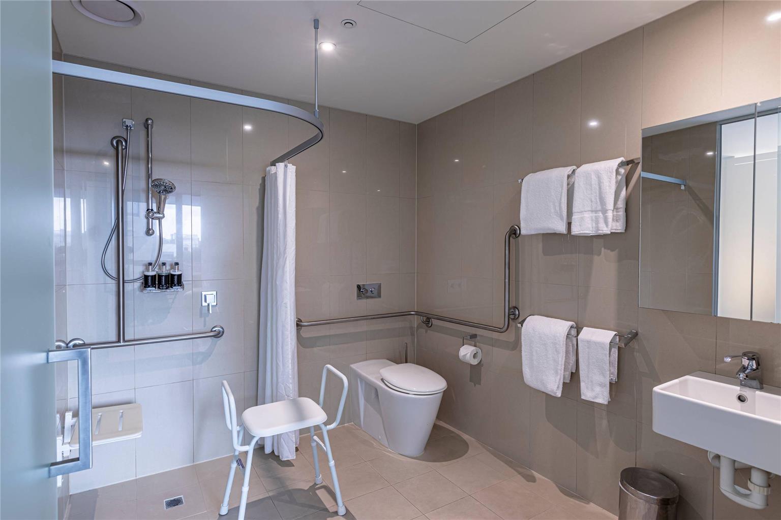 MAINSTAY SUITES HAWTHORN-guestroom-Guest Room,Bathroom,On-Site.jpg