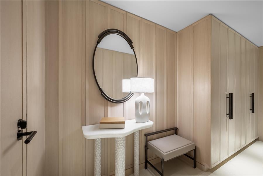 Guest Room,On-Site