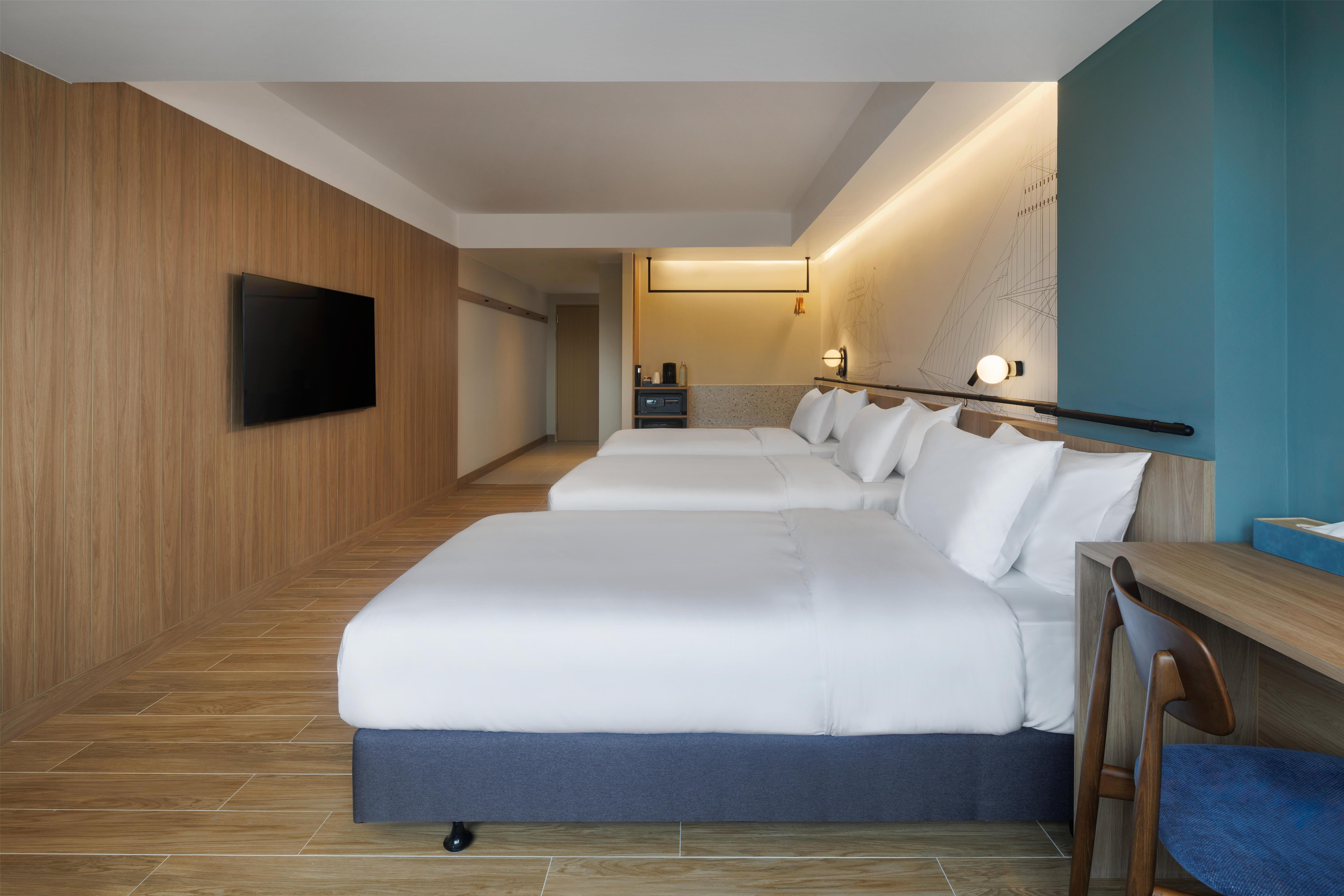 Best Western Matter Tiwanon Hotel Room Type - 3 Single Beds, Non-Smoking, Executive Room, Safe, Kettle, Slippers