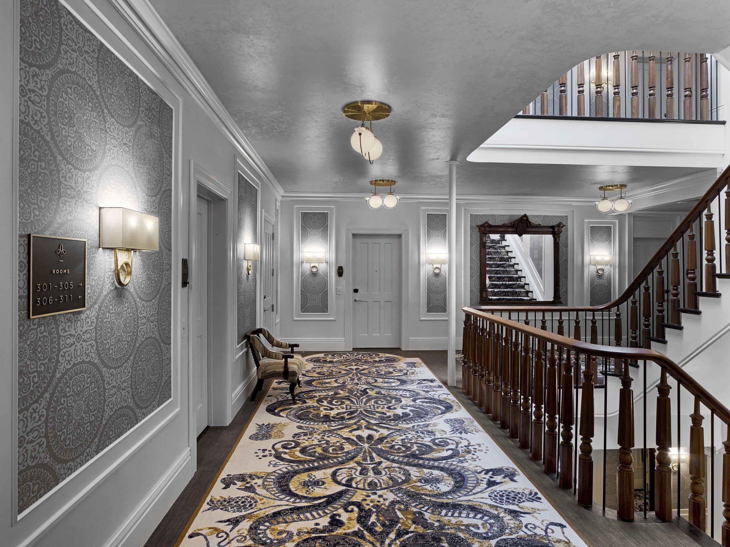 Coridor | The Adelphi Hotel