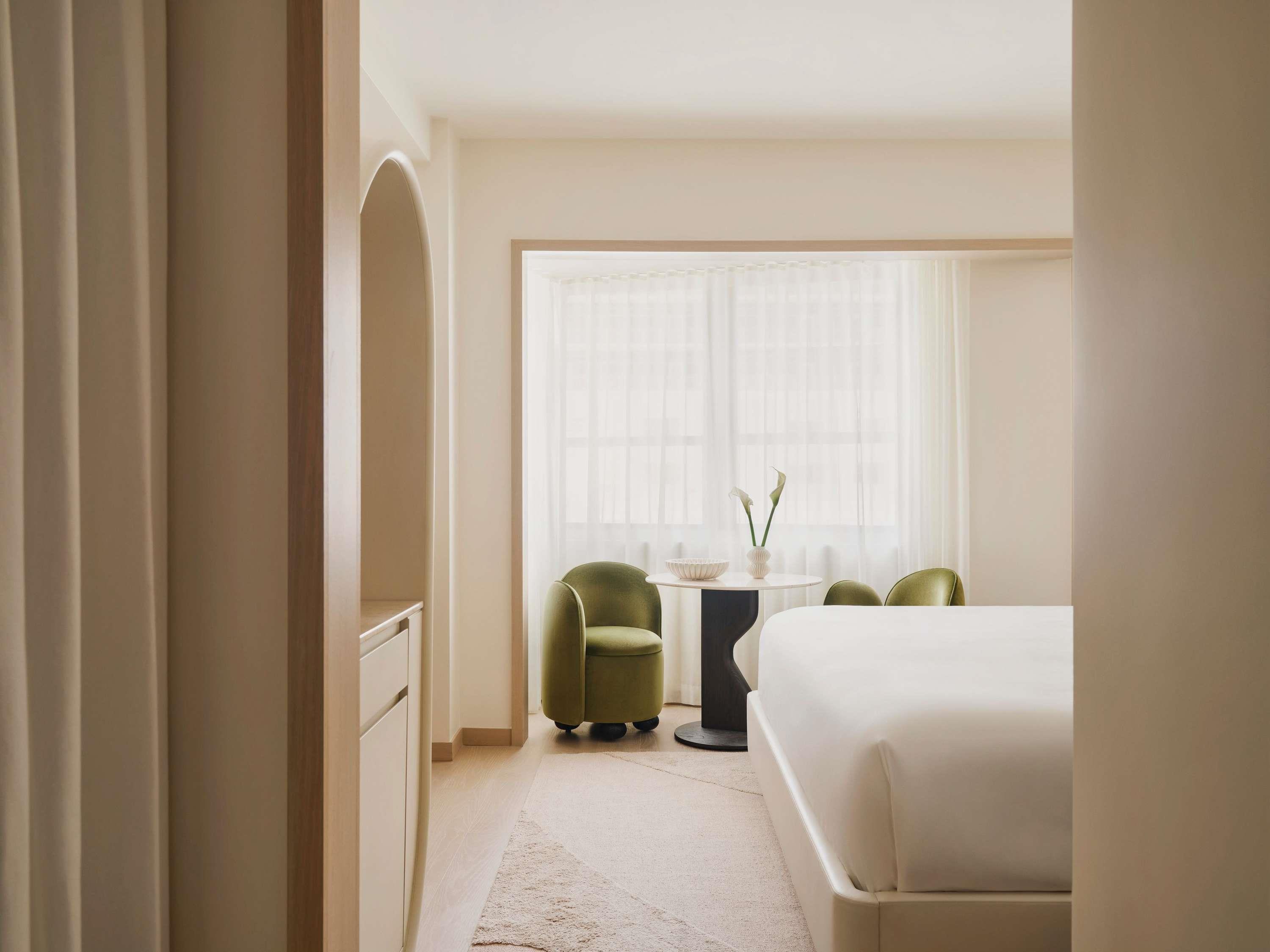 Delano Miami Beach Room Type - Partial Ocean View King Room