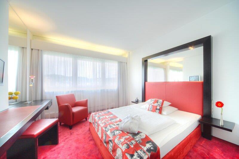 ARCOTEL NIKE LINZ-guestroom-Guest Room,On-Site.jpg