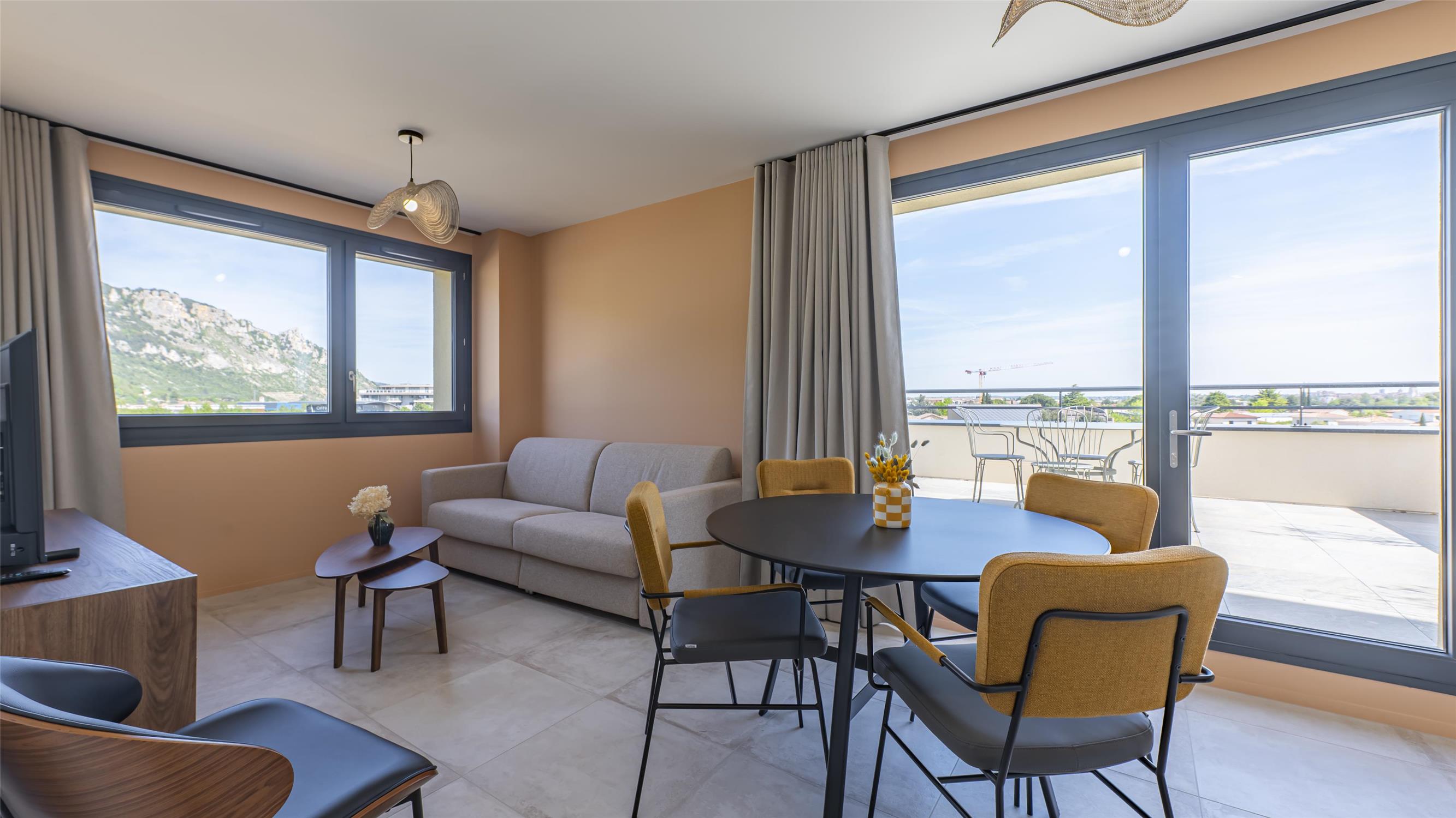 TULIP HOTELS & RESIDENCES - VALENCE SUD GUILHERAND GRANGES - null