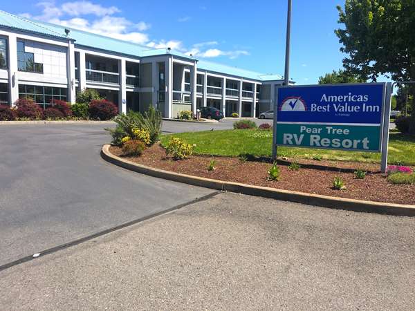 Exterior view - Americas Best Value Inn Phoenix - I-5, Exit 24