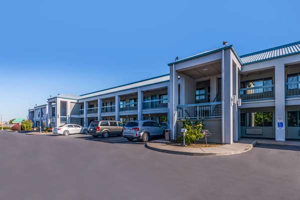 Exterior view - Americas Best Value Inn Phoenix - I-5, Exit 24