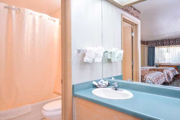  - Americas Best Value Inn Phoenix - I-5, Exit 24
