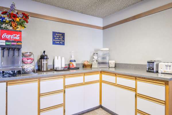 Amenities - Americas Best Value Inn Phoenix - I-5, Exit 24