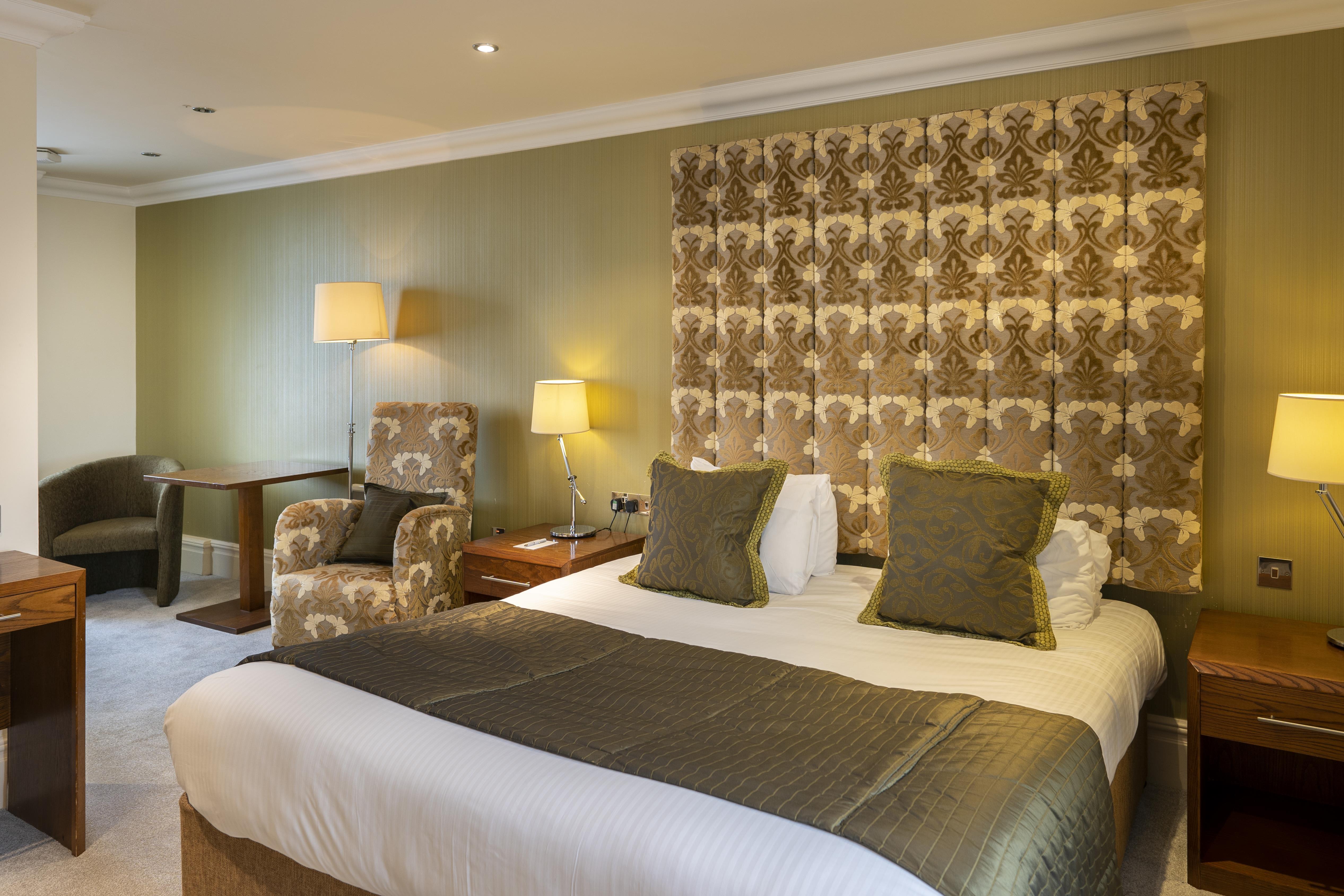 Ringwood Hall Hotel & Spa Room Type - 1 King Bed, Non-Smoking, Superior Room, Feature Bed, Feature Bath In Bedroom Ringwood Hall Hotel & Spa Room Type - 1 King Bed, Non-Smoking, Superior Room, Feature Bed, Feature Bath In Bedroom