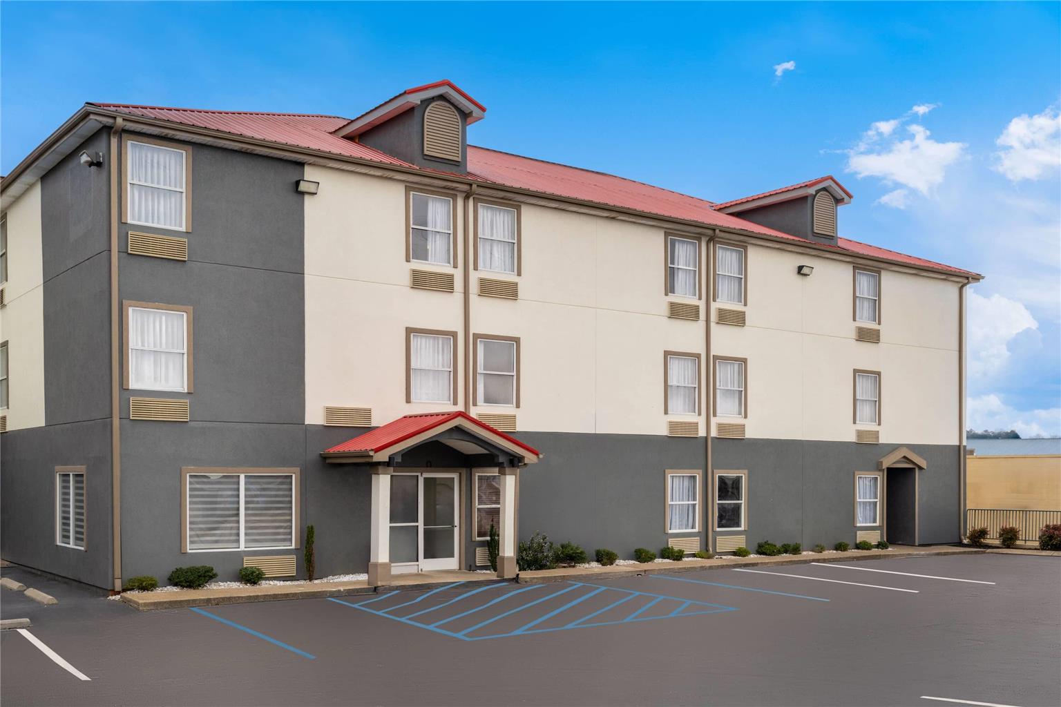 Super 8 Chattanooga Hamilton Place