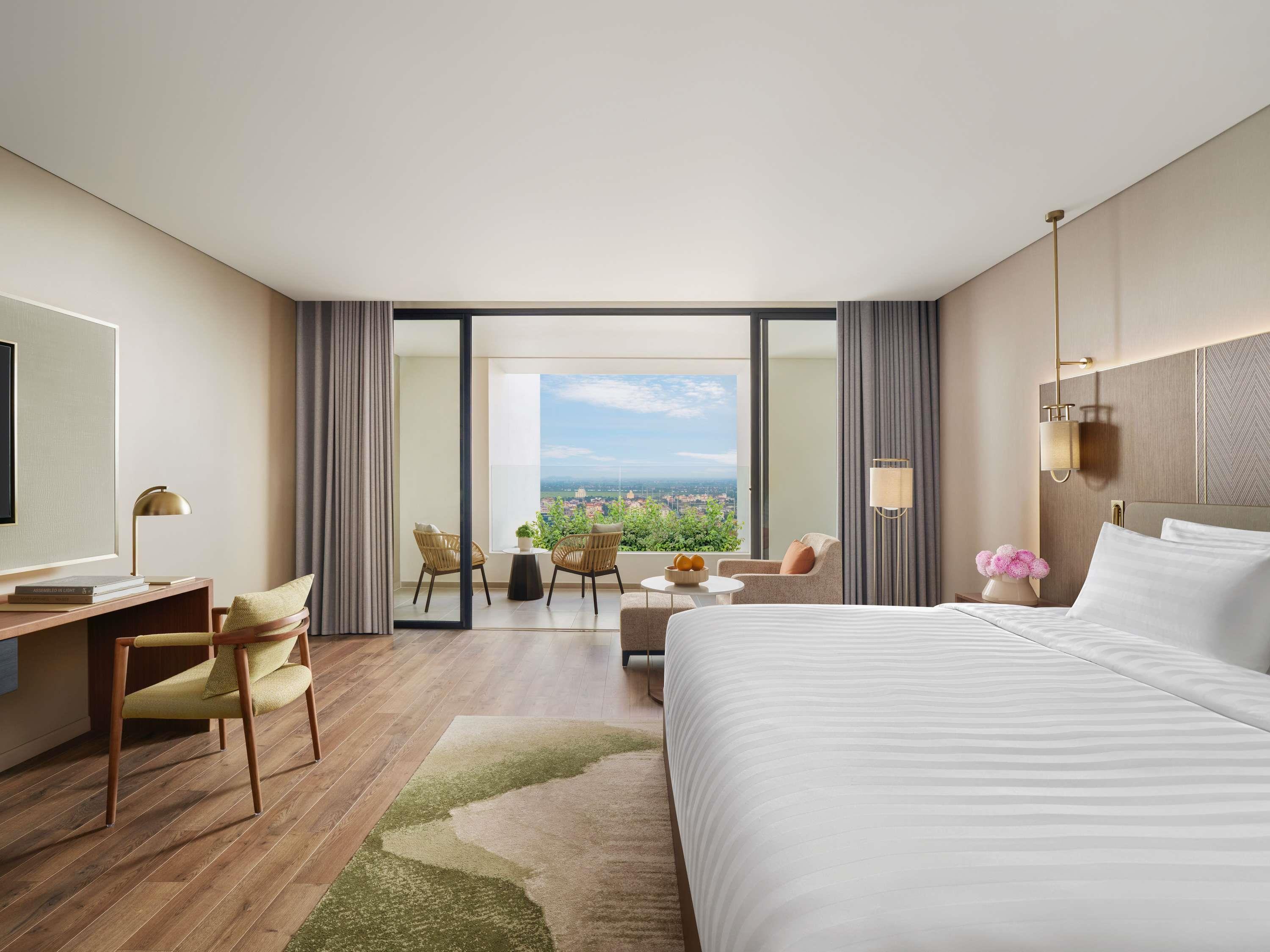 Pullman Ninh Binh Room Type - Superior Room, 1 King Size Bed, Panorama View